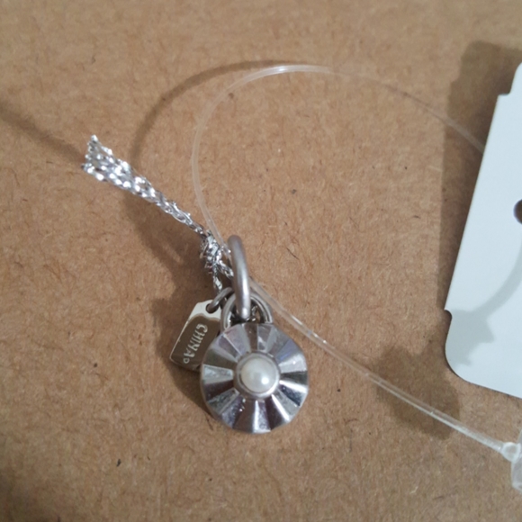 COACH PEARL CHARM - Picture 2 of 8